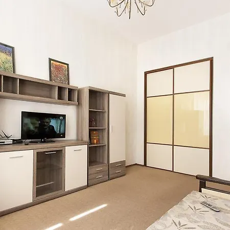 Centre 911 Flat Apartment Kiew